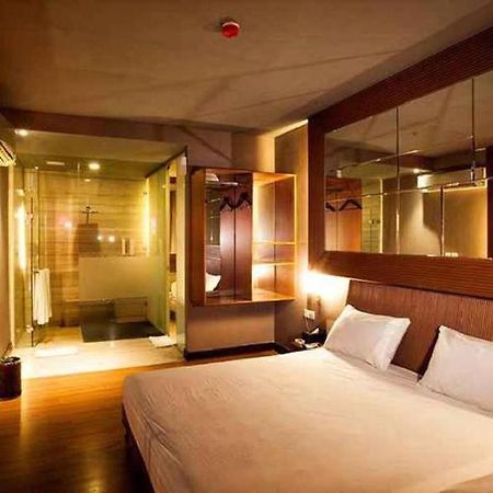 108 Hotel By Him Jakarta Ngoại thất bức ảnh
