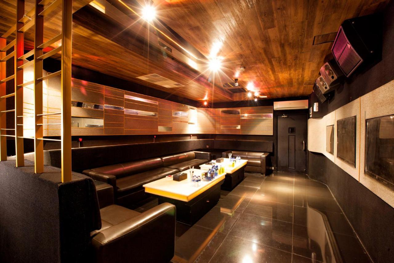 108 Hotel By Him Jakarta Ngoại thất bức ảnh