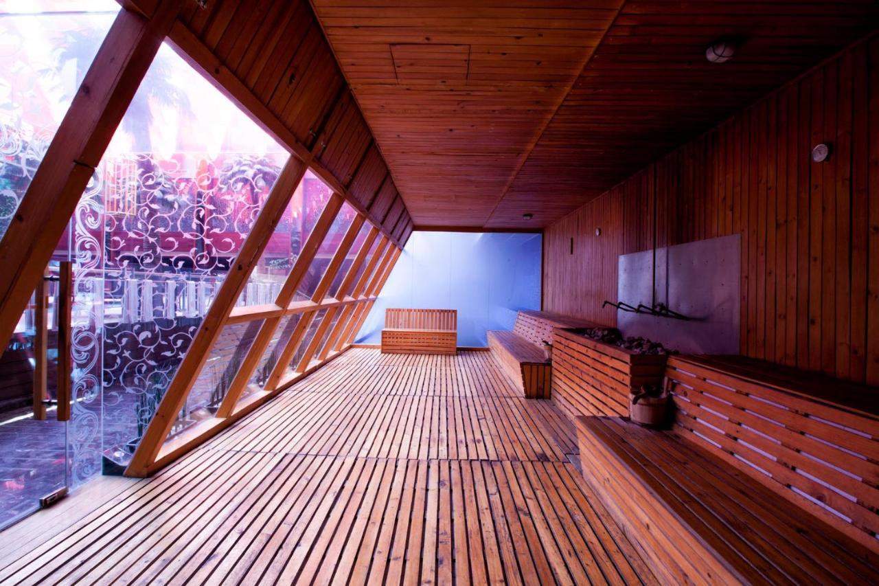 108 Hotel By Him Jakarta Ngoại thất bức ảnh