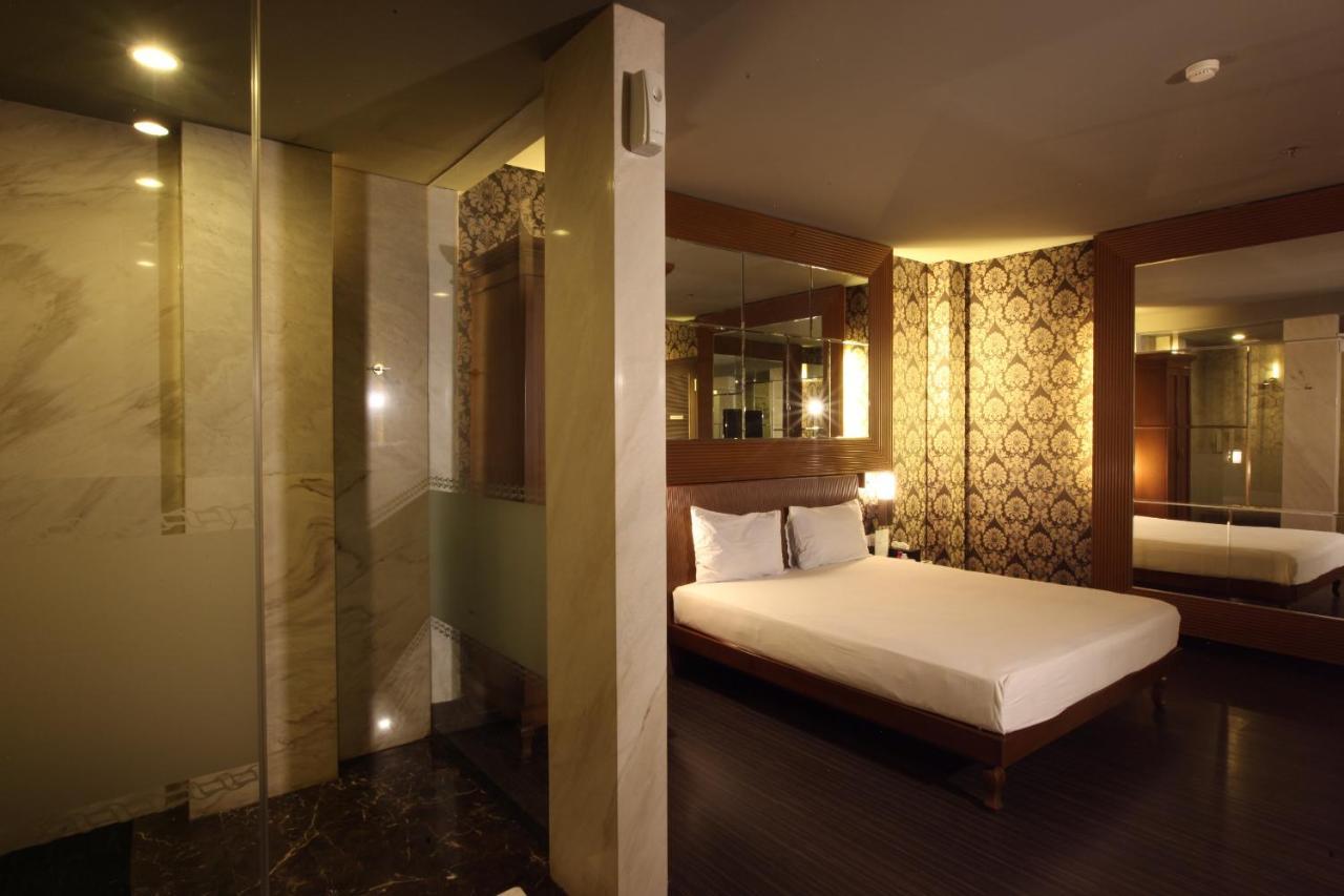 108 Hotel By Him Jakarta Ngoại thất bức ảnh